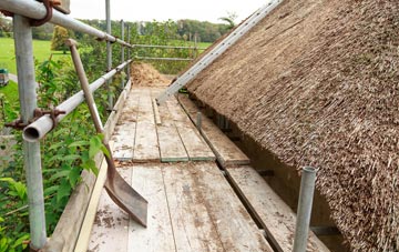 advantages of East Chinnock thatch roofing